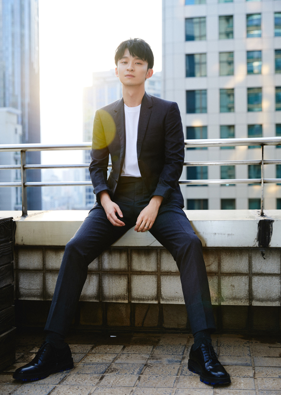 董子健 (8)